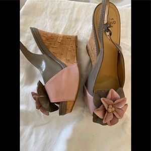 Circa Joan & David Luxe Patent Leather 7.5 Shoes